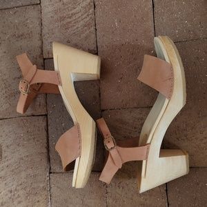 Bryr Rachel sandal toe high heel clogs in clay